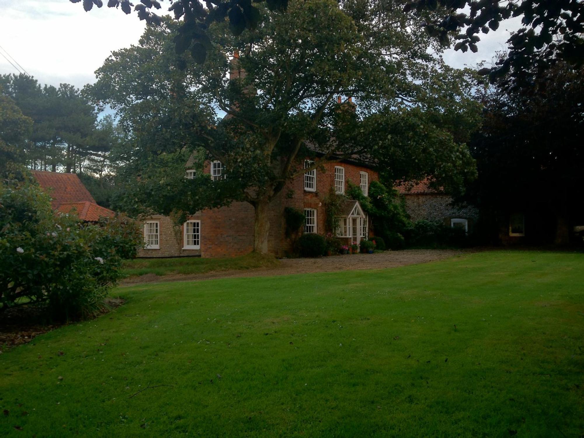 Mill House Bed And Breakfast โอเวอร์สแตรนด์ ภายนอก รูปภาพ